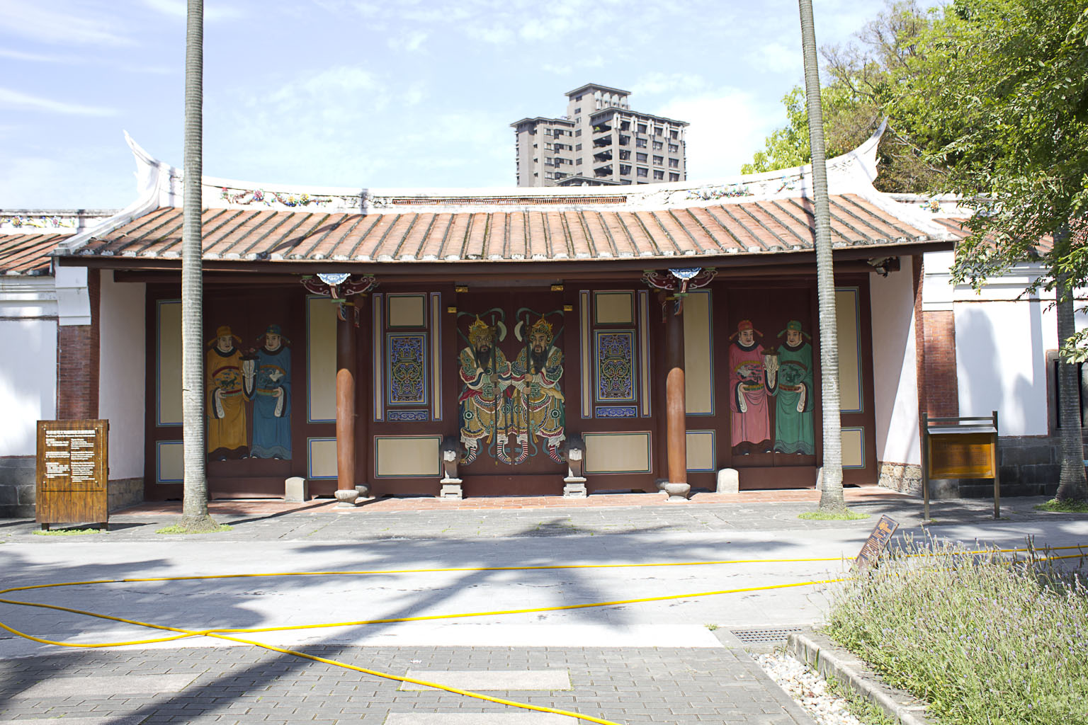 http://i.dcview.tw/gallery/201105/a3fa0622453b6983b2f09e5559cbb1ed.jpg