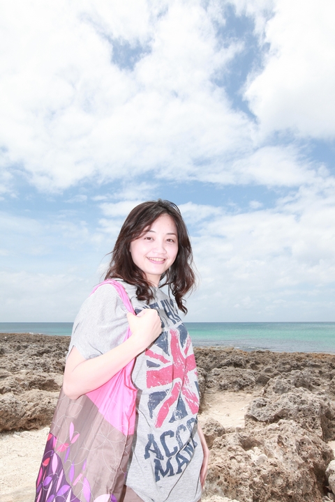 http://i.dcview.tw/gallery/201105/c6686ec225a5887245d630b5df8d2eff.jpg