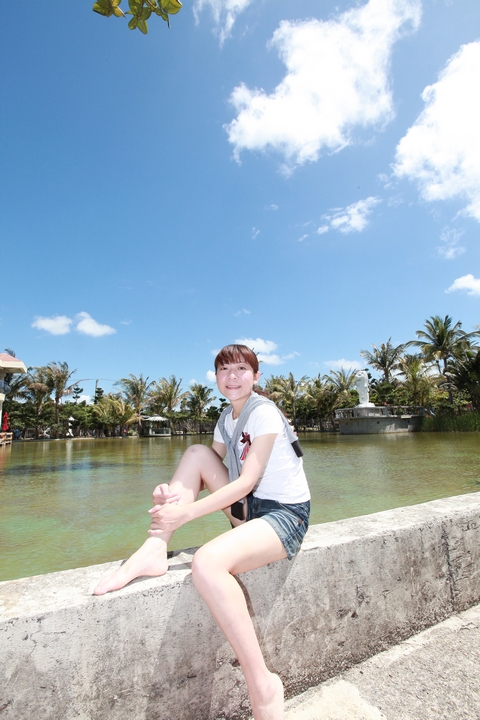 http://i.dcview.tw/gallery/201105/d9b1481bd7c28e2d1fa13c089c4d5328.jpg