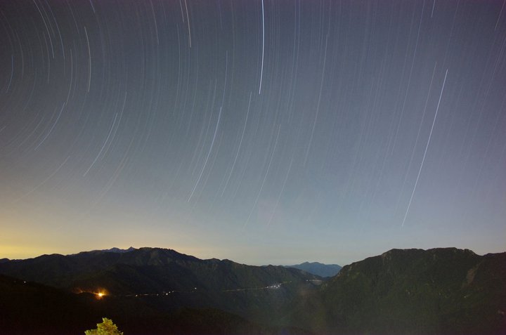 http://i.dcview.tw/gallery/201105/e0e1ec6e3257a5239cbac820498e2c9c.jpg