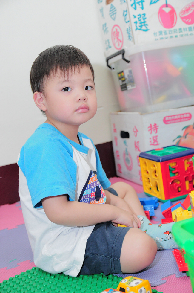 http://i.dcview.tw/gallery/201105/f2f01f9705746aced530c5057a27156c.jpg
