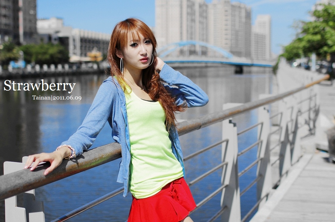 http://i.dcview.tw/gallery/201106/b27b297c06b29f17a8a52d157b2cff27.jpg