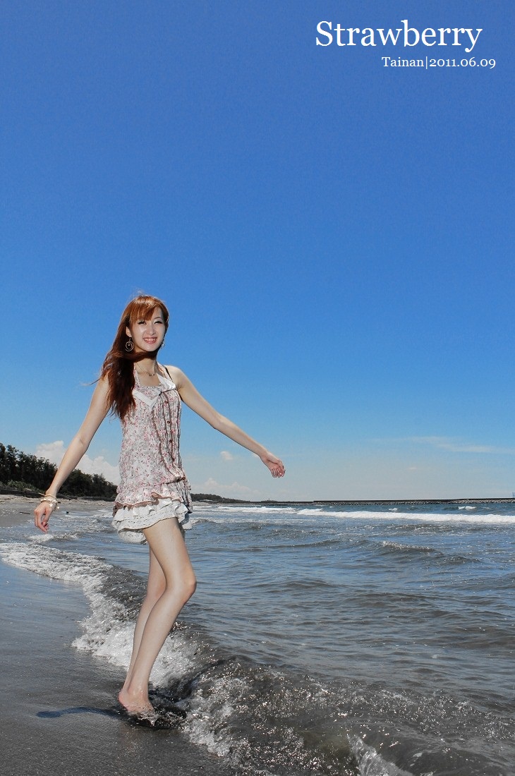 http://i.dcview.tw/gallery/201106/cc34a859ba4eff381063c824144e4b2d.jpg