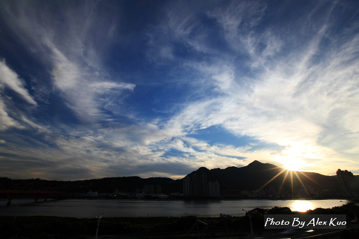 http://i.dcview.tw/gallery/201106/d354f92cbe23429fb3eb4329452e3d58.jpg