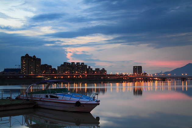 http://i.dcview.tw/gallery/201106/e3146957cd09e214f88a2a21616f4c34.jpg