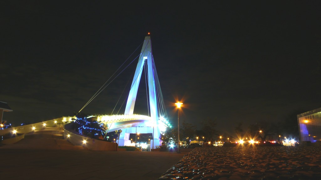 http://i.dcview.tw/gallery/201106/e7ae16d0a01a423609873e4eebf2a2ca.jpg