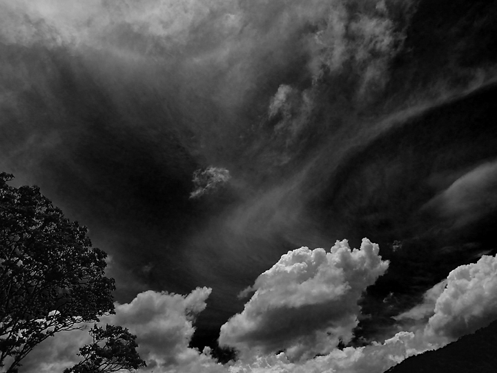http://i.dcview.tw/gallery/201106/ece5a9e480bc1623bdf9bd062a718fd2.jpg