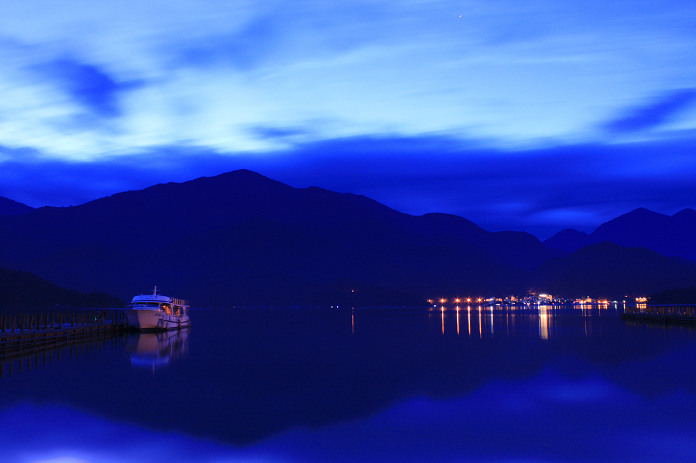 http://i.dcview.tw/gallery/201106/f388633c74de61d08719b8752014bfe7.jpg