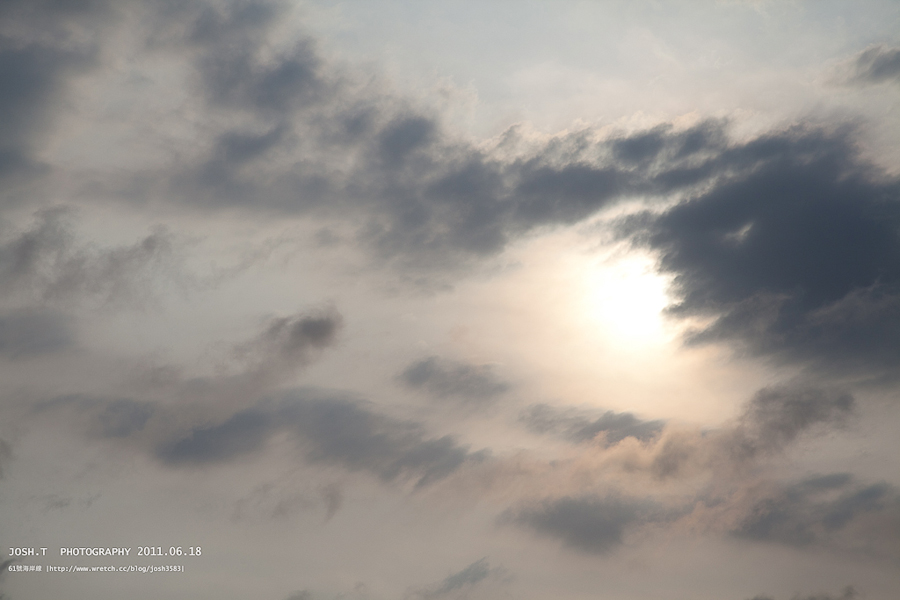 http://i.dcview.tw/gallery/201106/fc61cc168ef281b4be7106082c420d17.jpg