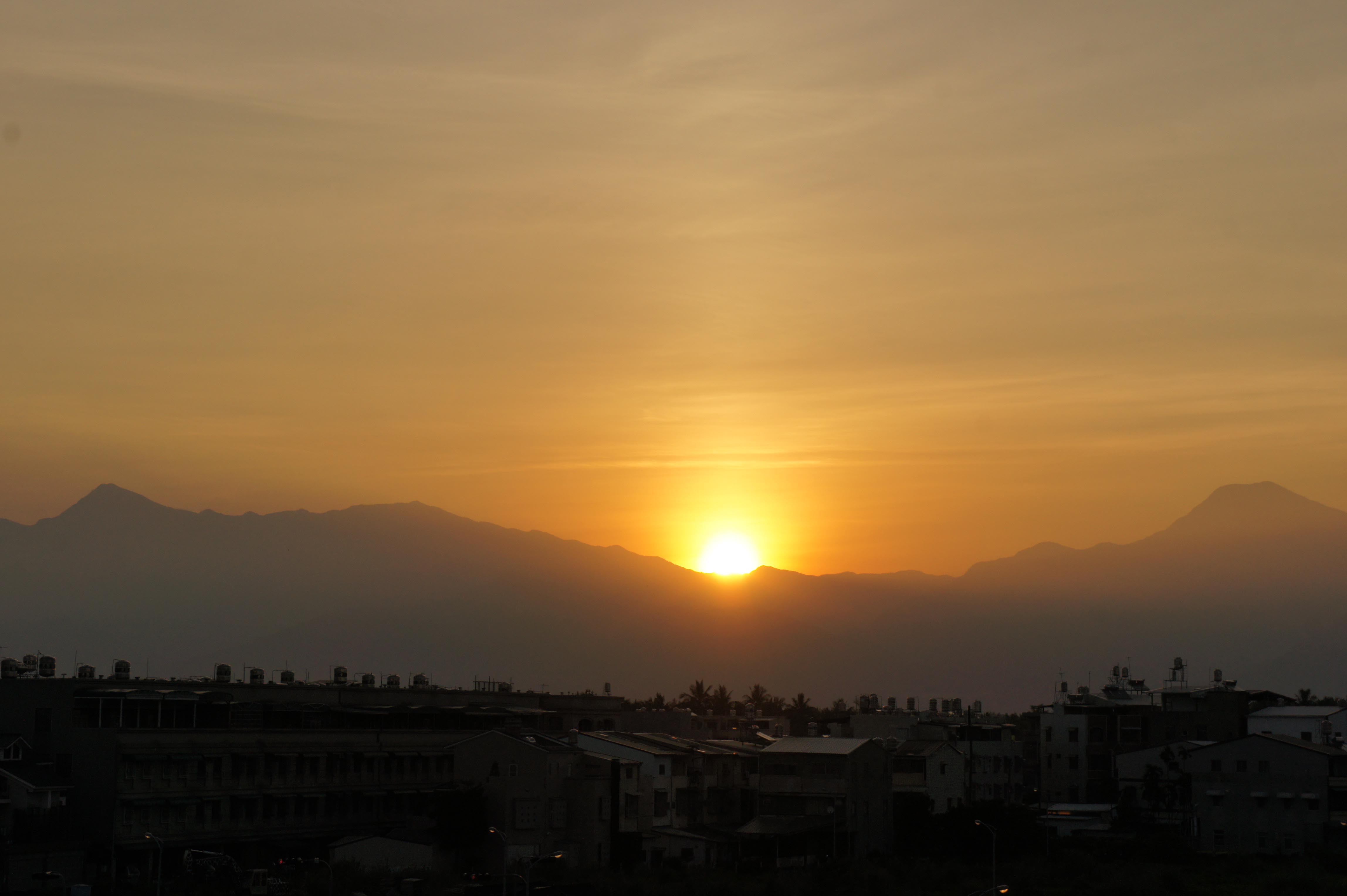 http://i.dcview.tw/gallery/201106/fea3724b115343167d9f1ff392757d69.jpg