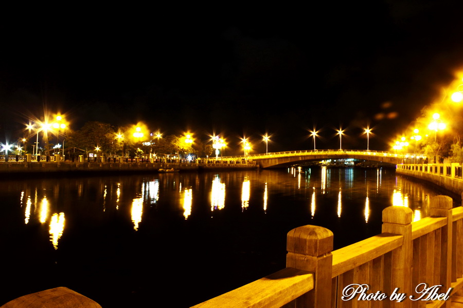 http://i.dcview.tw/gallery/201106/ff4545e4b8bc3f4014fc7e1a70f6b48e.jpg