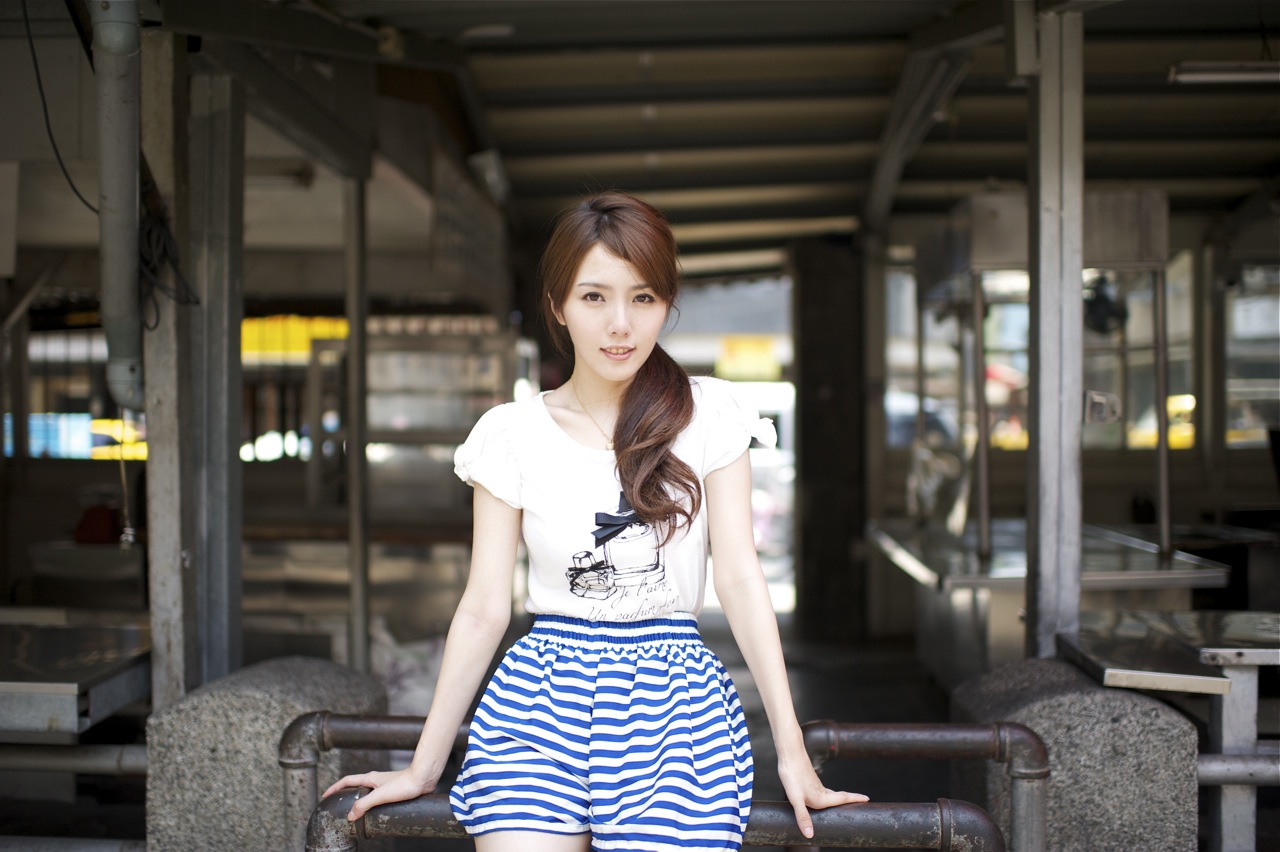 http://i.dcview.tw/gallery/201107/18b1d3d2a6a5aa87c585d96f7057905d.jpg