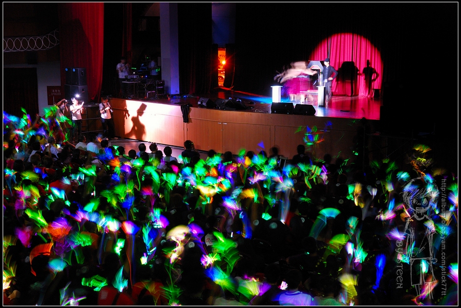 http://i.dcview.tw/gallery/201107/1d41fc523d334b17034388582942528f.jpg