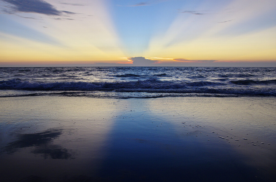 http://i.dcview.tw/gallery/201107/2a5d2b9104391238a75b0bb444f8c79d.jpg