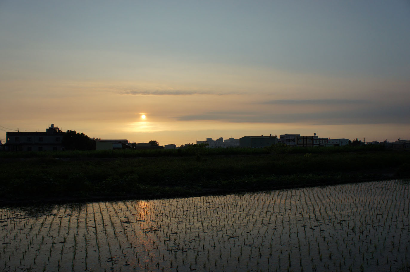 http://i.dcview.tw/gallery/201107/7f8251b025a968c4a4ee9f9775186eac.jpg