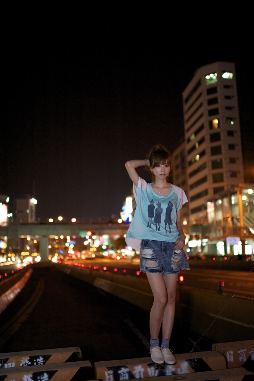 http://i.dcview.tw/gallery/201107/7fbf8d2fd54f213fea70dc6e632f3c39.jpg