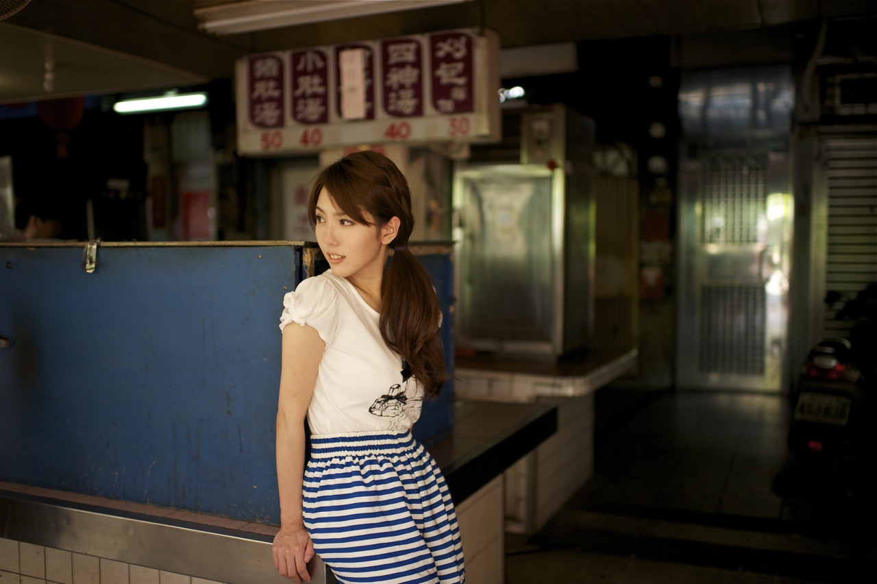 http://i.dcview.tw/gallery/201107/a212f636a091b6303e1c11e9031ae84b.jpg