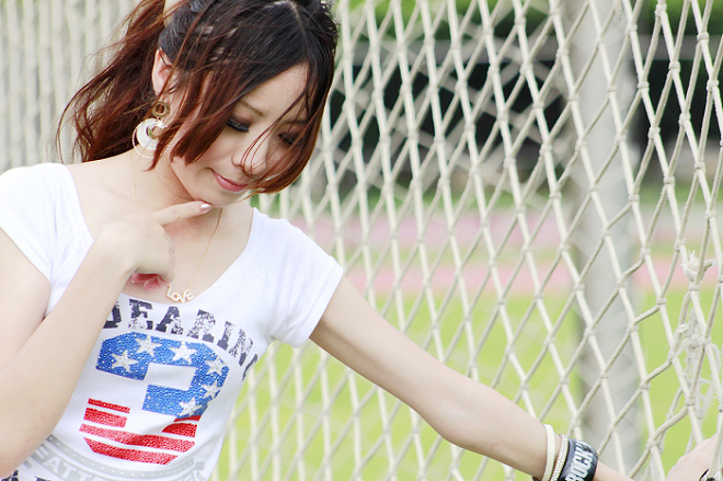 http://i.dcview.tw/gallery/201107/b195a14cf6ce06cdfa9645065ad57bb6.jpg