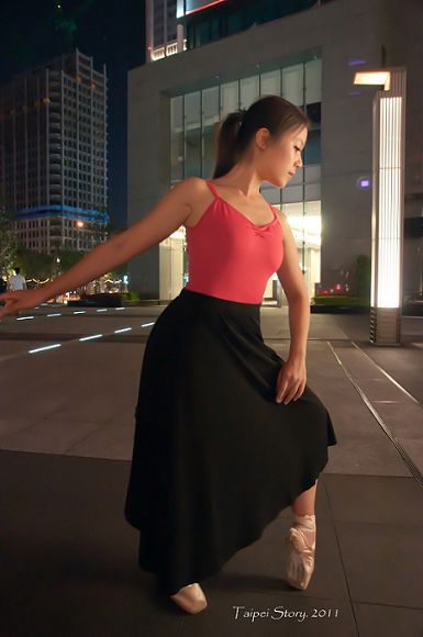 http://i.dcview.tw/gallery/201107/c34c6e51bf04502399fa116976fb547c.jpg