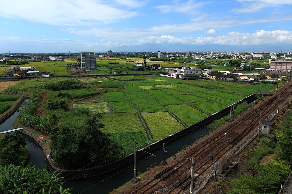 http://i.dcview.tw/gallery/201107/ccf6911777a9c15f368cd3b2730edaa7.jpg