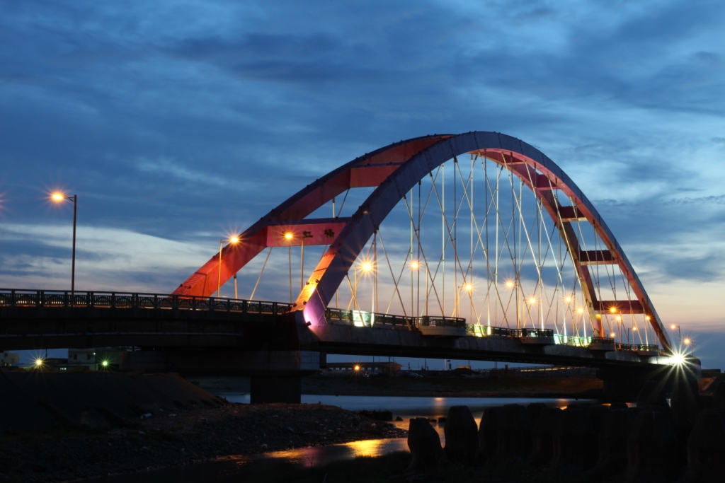 http://i.dcview.tw/gallery/201107/e3bf499217cad493afe2e8a56a1d5b9d.jpg