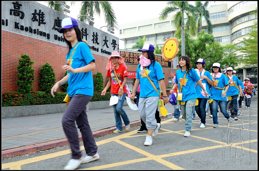 http://i.dcview.tw/gallery/201107/e6861d7d63b1d8684e84fb163ee87fe7.jpg