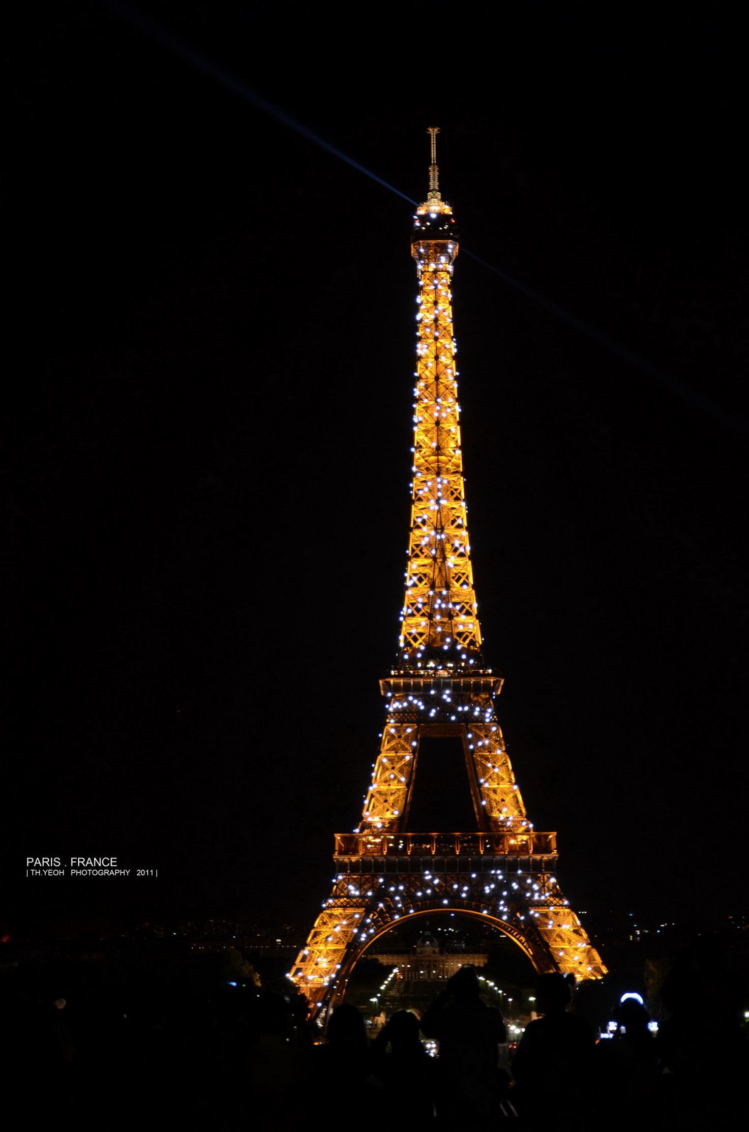 http://i.dcview.tw/gallery/201108/0c002f9f0f985a479425dc75d80c1bf7.jpg
