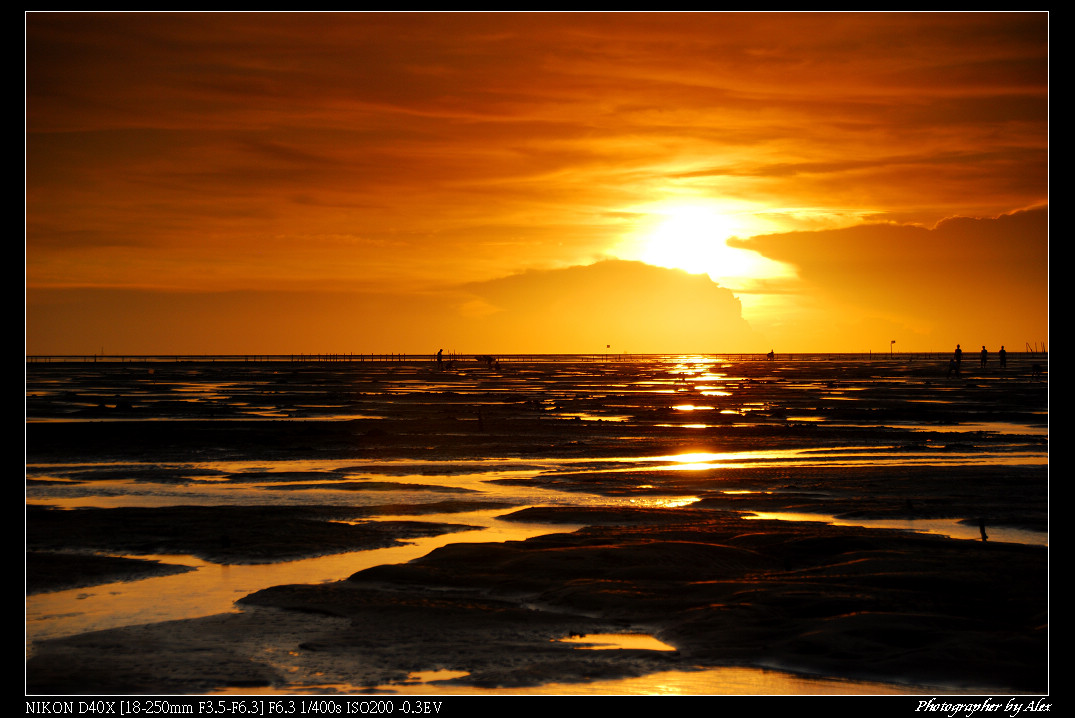 http://i.dcview.tw/gallery/201108/0f0352de4e94a23444bad0f3d43eb0e8.jpg