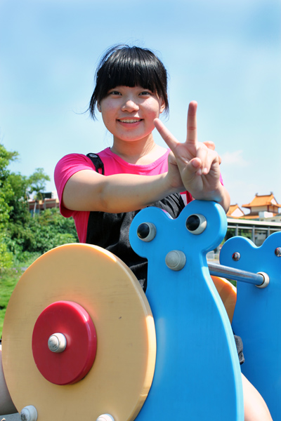 http://i.dcview.tw/gallery/201108/27ea2b6d9b70f614684da6ca73ab3ec6.jpg