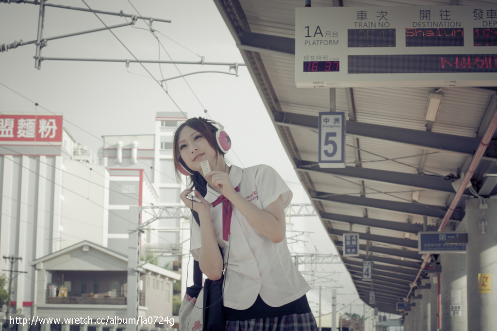 http://i.dcview.tw/gallery/201108/3473c294478d8b423cfef95a311fc55f.jpg