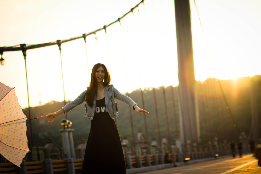 http://i.dcview.tw/gallery/201108/3a6a6f0f902c81b034440cc7310aa96f.jpg