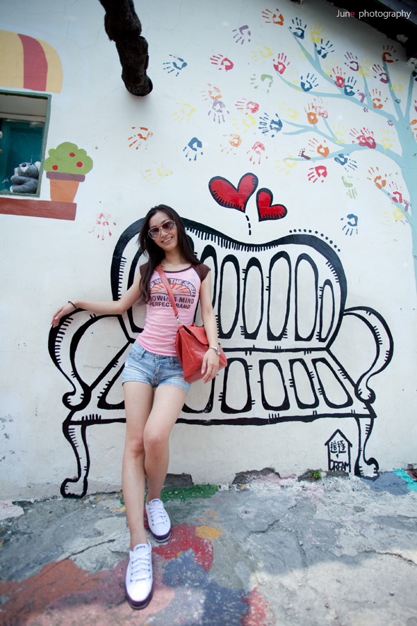 http://i.dcview.tw/gallery/201108/4b8e9a31a14bdbc5e38a9f313de3bc4c.jpg