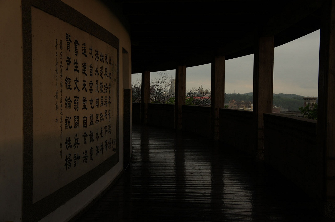 http://i.dcview.tw/gallery/201108/50261d089e499224da7242db1bd9dbed.jpg