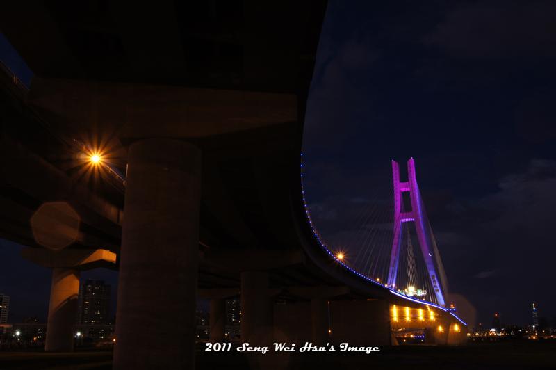 http://i.dcview.tw/gallery/201108/559677e80bdb15d832263ae57e02af10.jpg