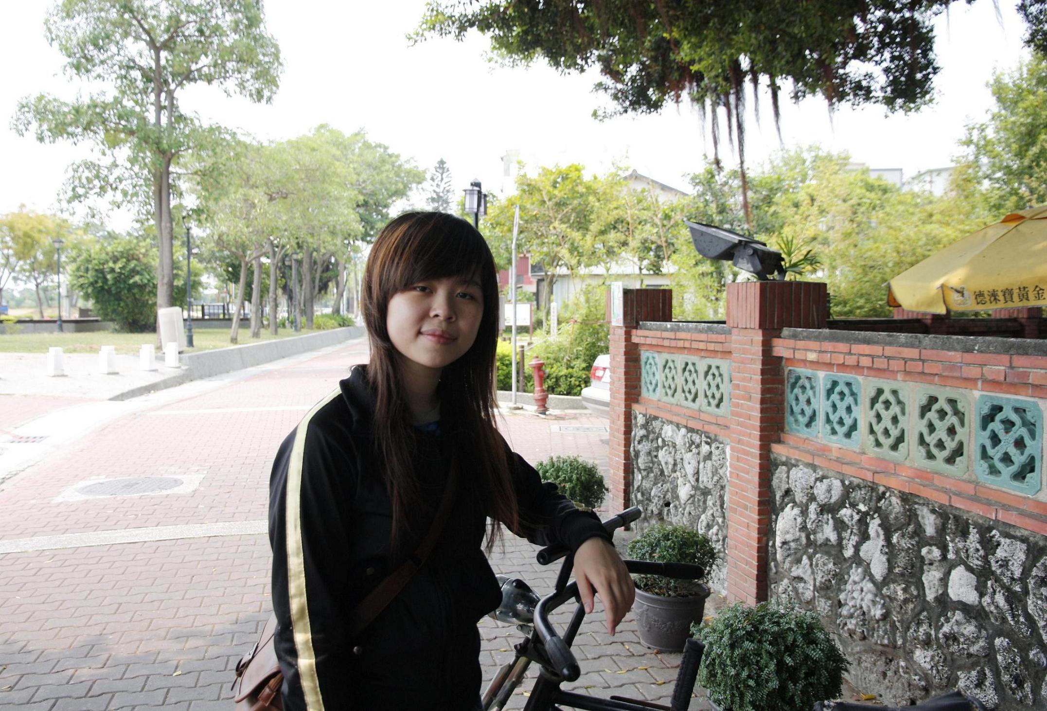 http://i.dcview.tw/gallery/201108/7480a2c18399256f590bd36d3d66f394.jpg
