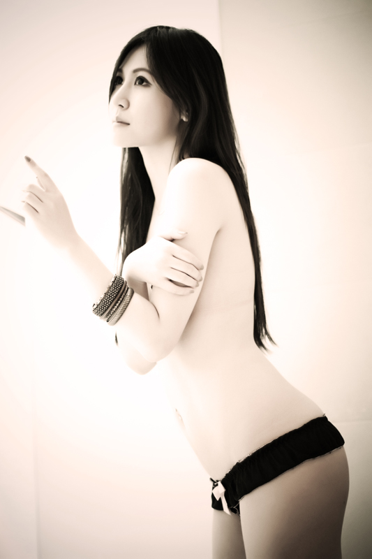 http://i.dcview.tw/gallery/201108/75769f057e0401cddf02aafaa22ef16b.jpg