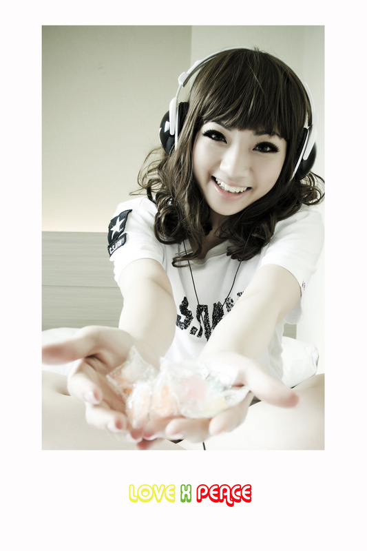 http://i.dcview.tw/gallery/201108/98372352165a8ae2c3c4fe55fac13a82.jpg