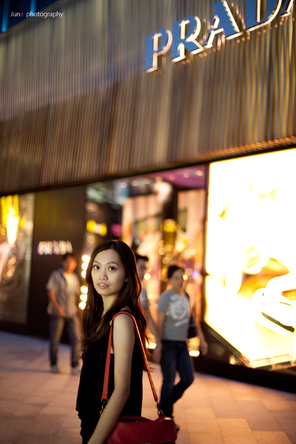http://i.dcview.tw/gallery/201108/9e31258f368bd02fc9787c08400c17a6.jpg