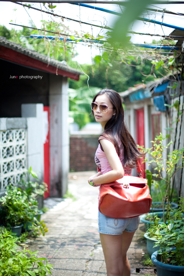 http://i.dcview.tw/gallery/201108/aa2cfc0bc803571a2d9c49c281f26c89.jpg