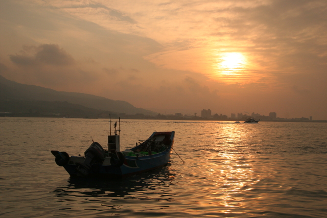 http://i.dcview.tw/gallery/201108/adc1c2e6f82d1302f6b2e7cd797ed4c8.jpg
