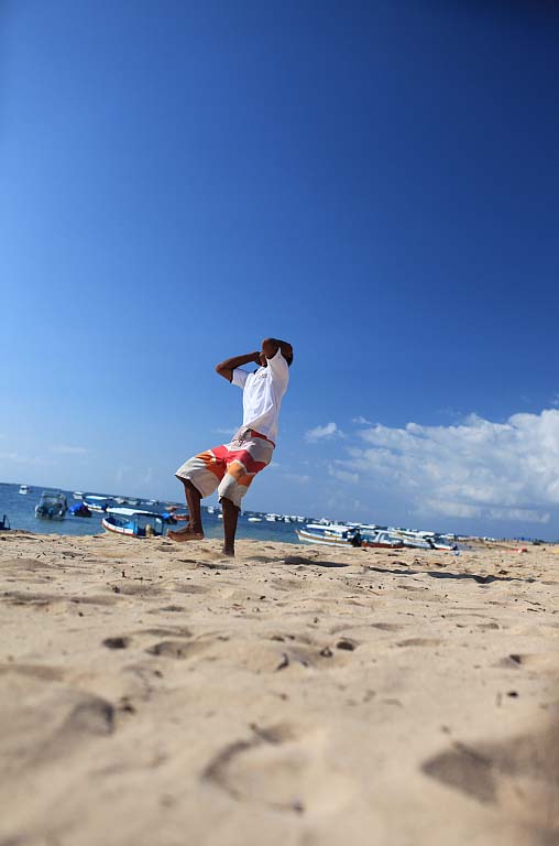 http://i.dcview.tw/gallery/201108/be1a0d6b500842153cbbb437993e1d61.jpg