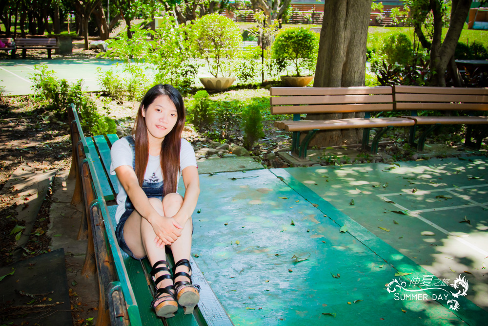 http://i.dcview.tw/gallery/201108/df5d2e2a32b2ed7bfabf88780ef06d6d.jpg