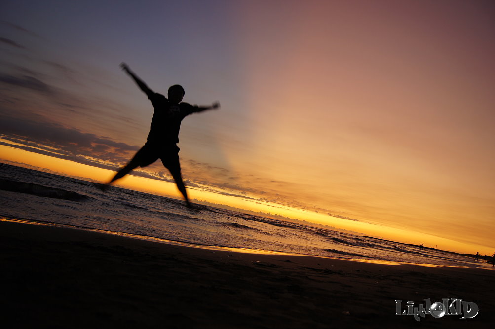 http://i.dcview.tw/gallery/201109/1b4390f8eb64ee8177f50e702abecc2d.jpg