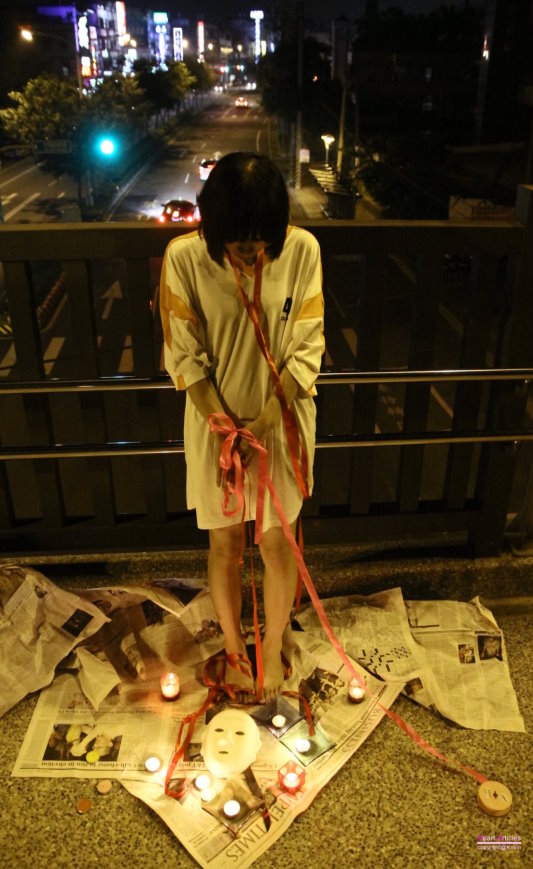 http://i.dcview.tw/gallery/201109/1f022f59290e809c6359ffe23a7b13b5.jpg