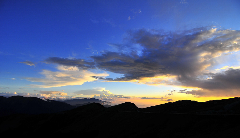 http://i.dcview.tw/gallery/201109/3339be963c8f75726a5dab8d6ec89c00.jpg