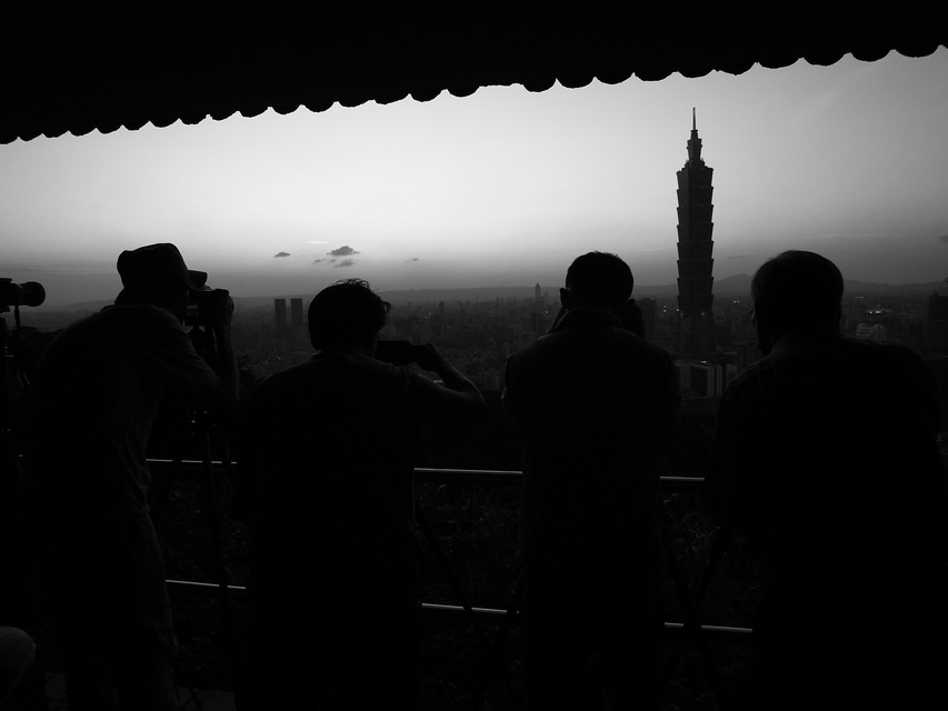 http://i.dcview.tw/gallery/201109/347b095b93541a9ec88d55ebda53a834.jpg