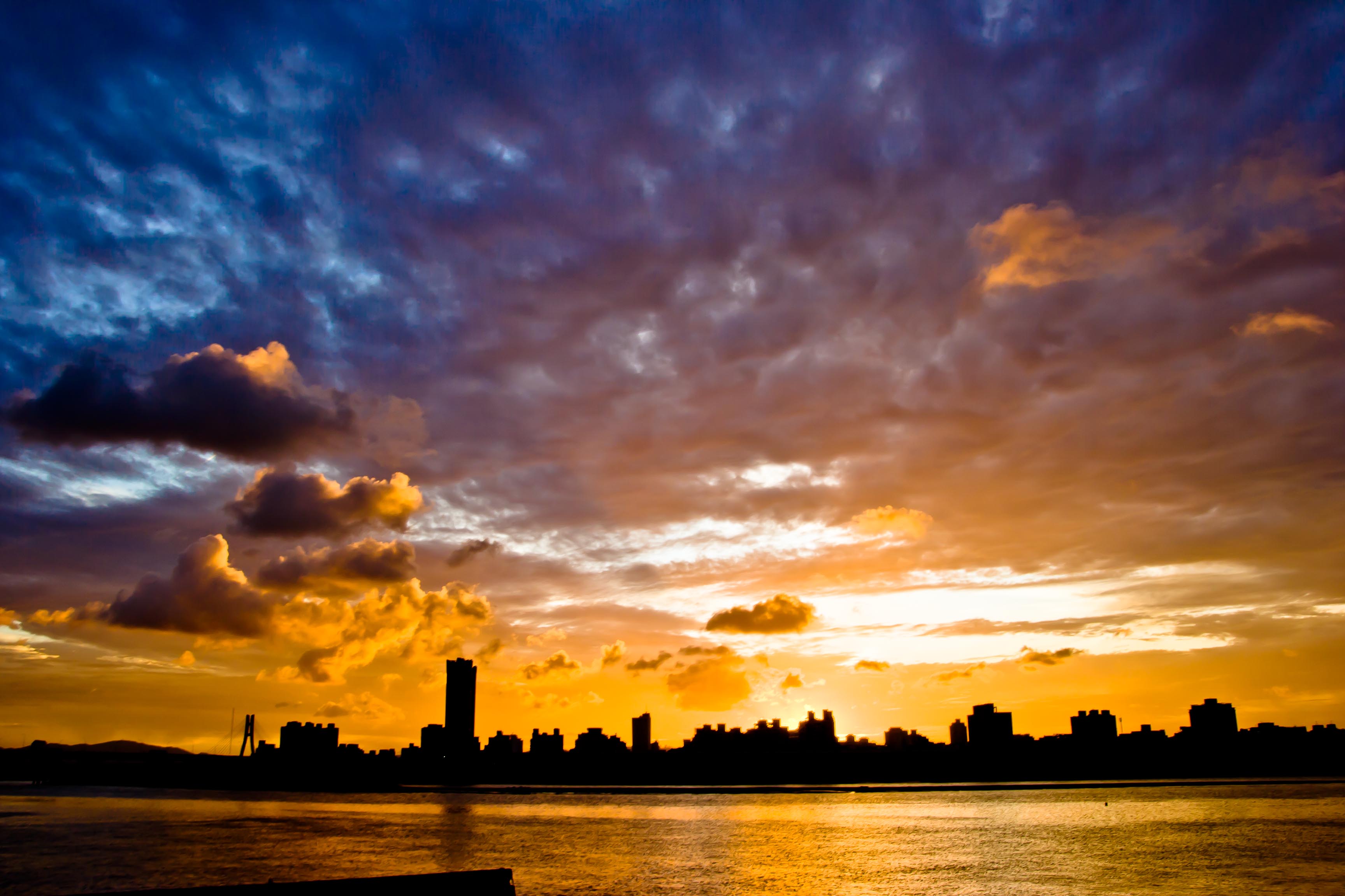 http://i.dcview.tw/gallery/201109/3c0e00035952b81f76fbe3f6627fa499.jpg