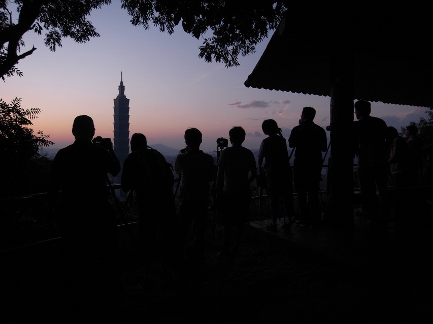 http://i.dcview.tw/gallery/201109/6f2a6d59529cca6c74a56ca6bdff97d9.jpg