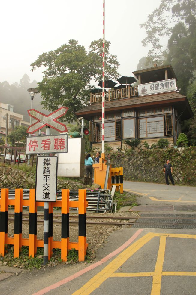 http://i.dcview.tw/gallery/201109/8c8c3ab01ec6dd93bb29509e38093a91.jpg