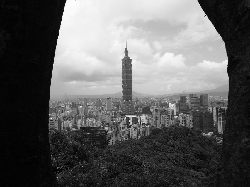 http://i.dcview.tw/gallery/201109/8f374854718a4b403a266b4ac8a035a4.jpg